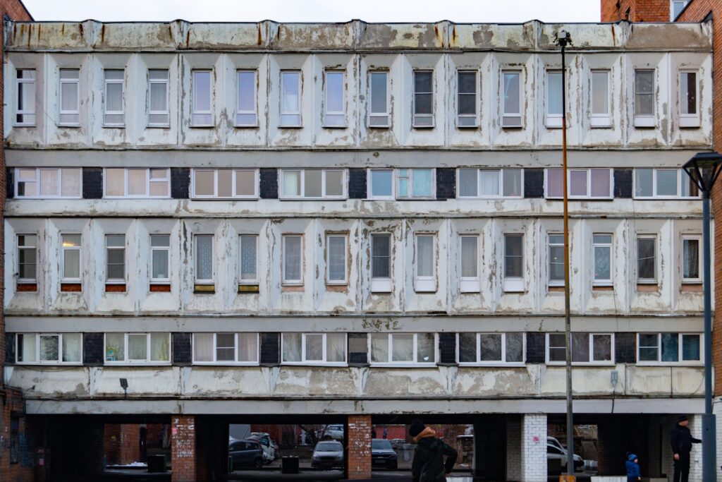 a building with many windows