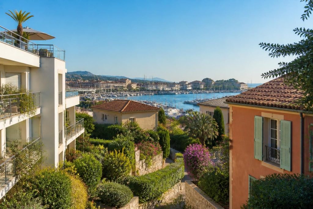 découvrez nos locations à sanary sur mer : appartements, maisons et diverses options adaptées aux particuliers pour un séjour agréable au bord de la mer.